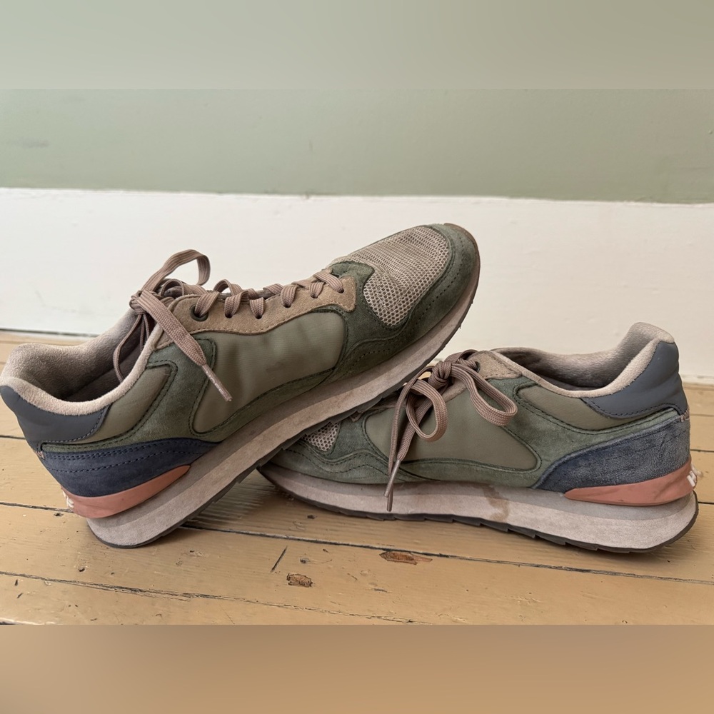 Women’s Hoff Sneakers